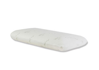 Πλήρης - μαξιλάρι λαιμών αφρού μνήμης καινοτομιών ύπνου μεγέθους με την κάλυψη μπαμπού
