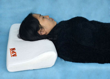 Προσαρμοσμένο άσπρο κυματιστό μαξιλάρι λογότυπων για τους άϋπνους ανθρώπους/αυχενικό Spondylosis